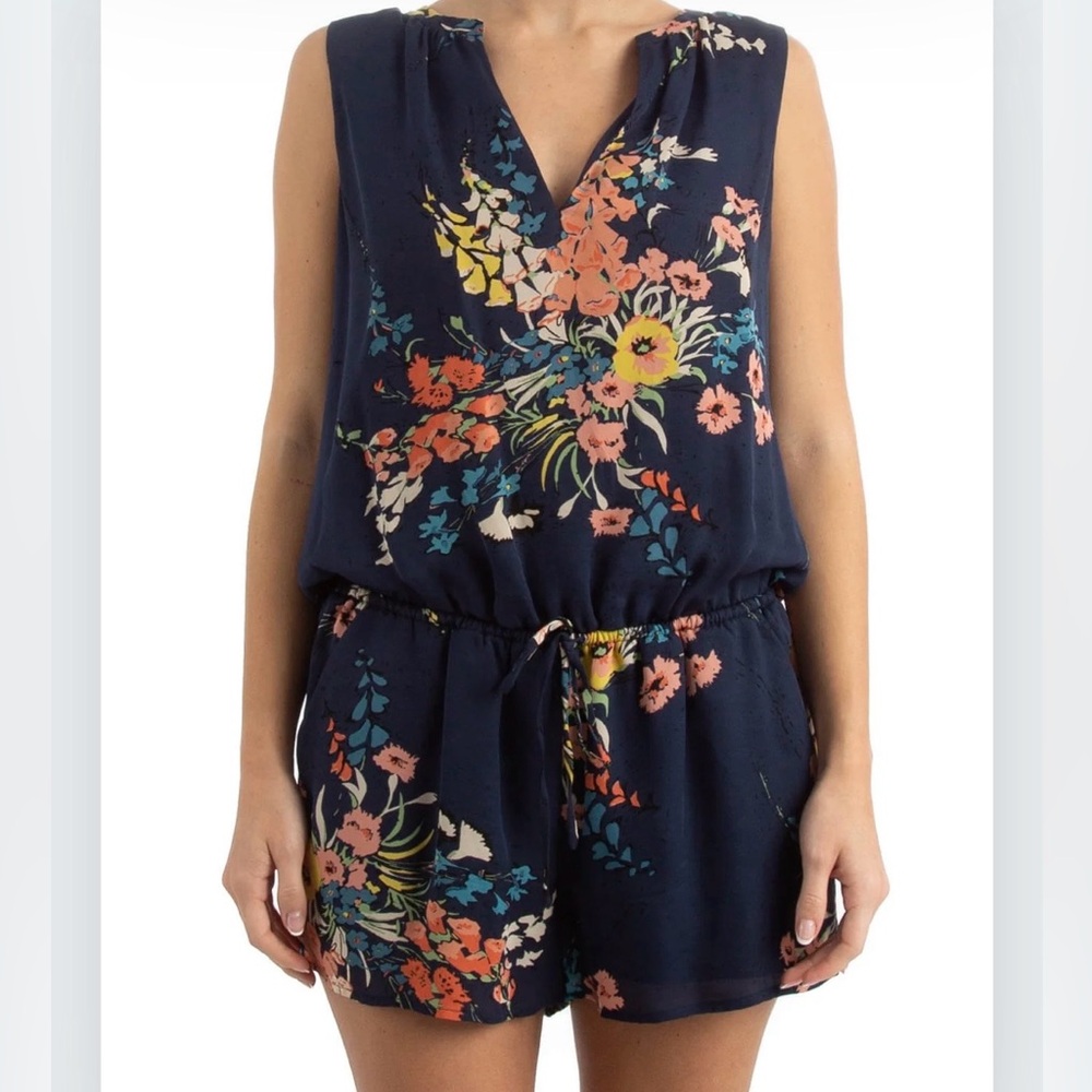 Joie women’s Classic Navy Floral Sleeveless Silk Romper size L